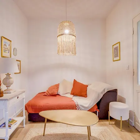 Entre Vignes Et Roses Wifi-terrasse Holiday home *